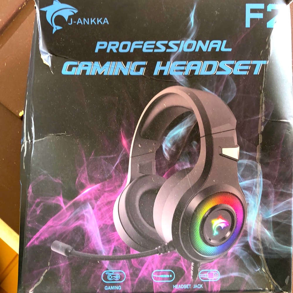 Gaming headphones